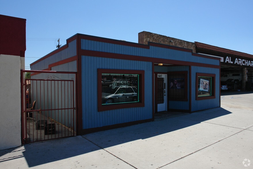 641-643 El Cajon Blvd, El Cajon, CA à vendre - Photo du bâtiment - Image 2 de 19