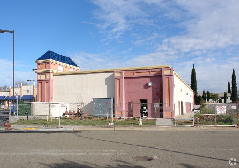 6525 65th St, Sacramento, CA for lease - Building Photo - Image 2 of 5