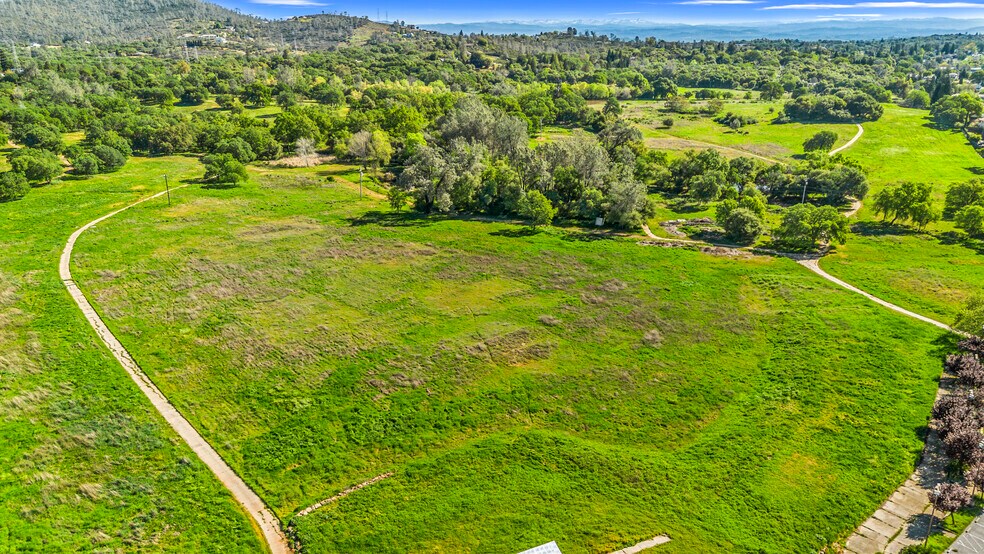 3000 Alexandrite Dr, Rescue, CA à vendre - Photo du bâtiment - Image 2 de 96
