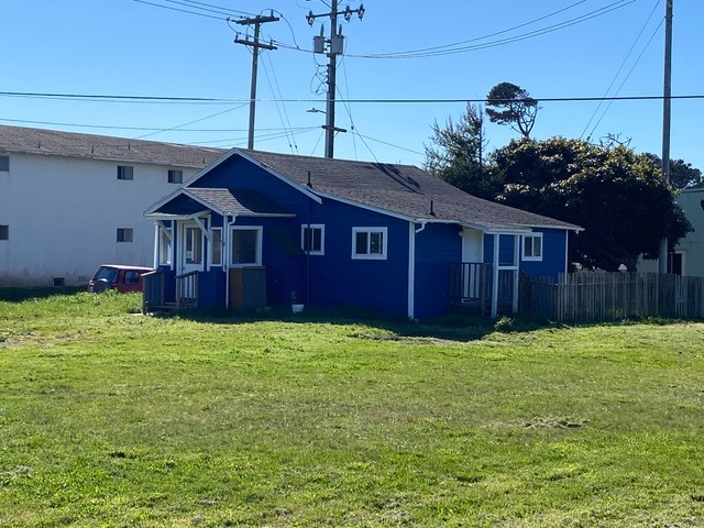 327 S Franklin St, Fort Bragg, CA à vendre - Photo du b timent - Image 3 de 5