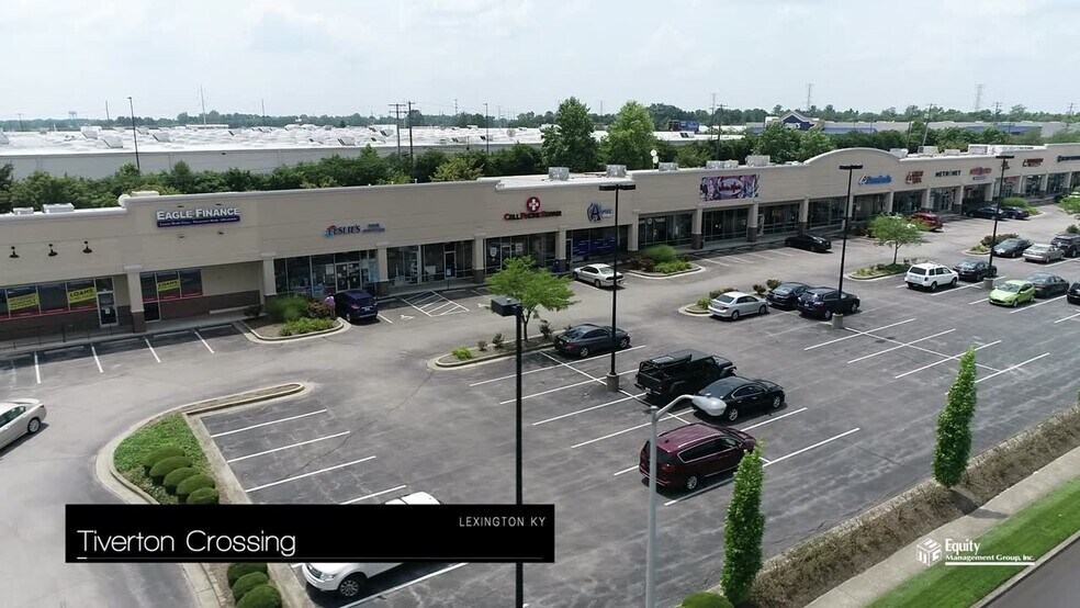 130 W Tiverton Way, Lexington, KY à louer - Vidéo sur l’inscription commerciale - Image 2 de 6