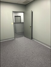 7 Sperti Dr, Edgewood, KY for lease Interior Photo- Image 1 of 5