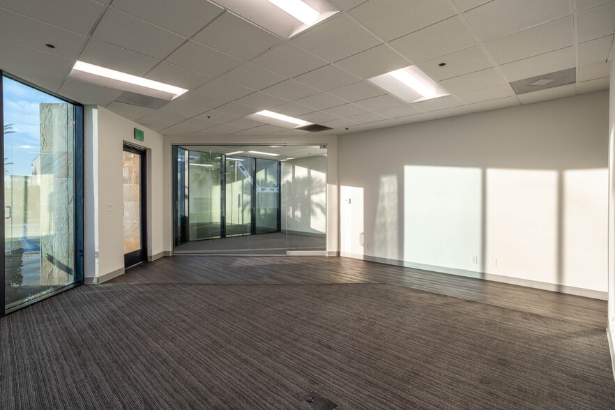 2037-2077 S Vineyard Ave, Ontario, CA for lease - Matterport 3D Scan - Image 2 of 33