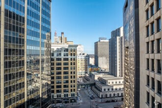 360 Saint Peter St, Saint Paul, MN - Aerial map view
