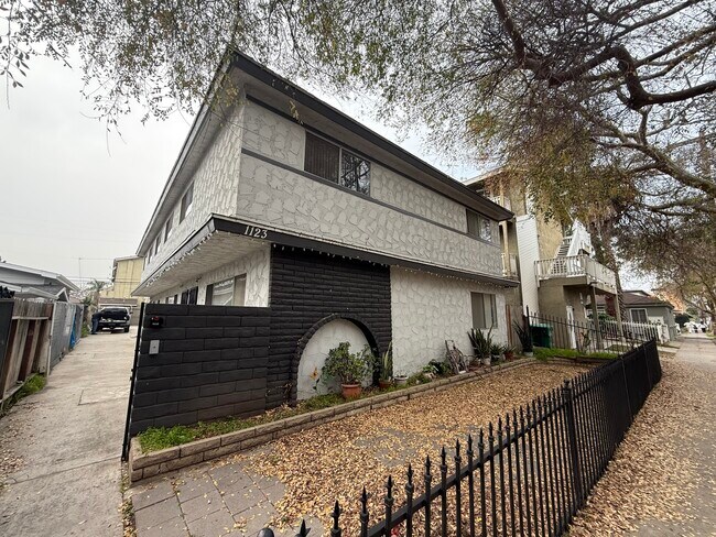 Plus de détails pour 1123 Ohio Ave, Long Beach, CA - Multi-résidentiel à vendre