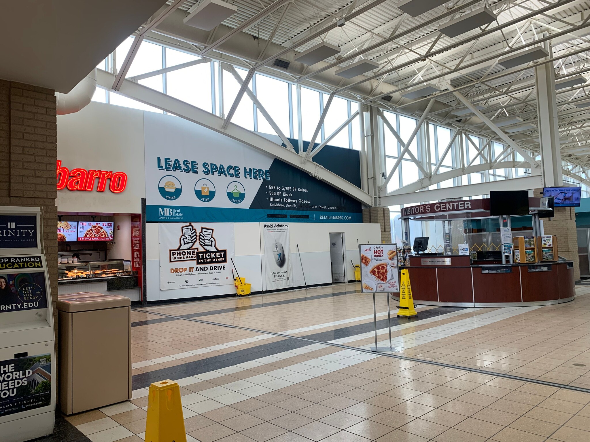 700 E Tri-State Toll Rd, South Holland, IL à louer Photo intérieure- Image 1 de 5