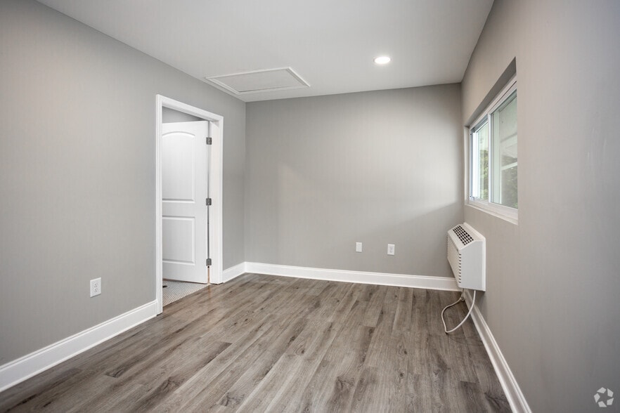 2300 Davenport Rd, Knoxville, TN for sale - Interior Photo - Image 3 of 25