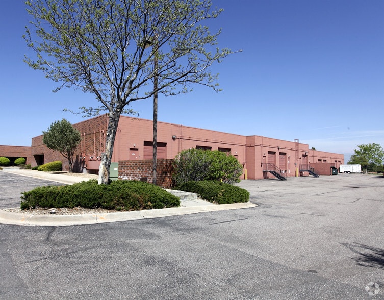 7012 S Revere Pky, Englewood, CO for lease - Building Photo - Image 3 of 3