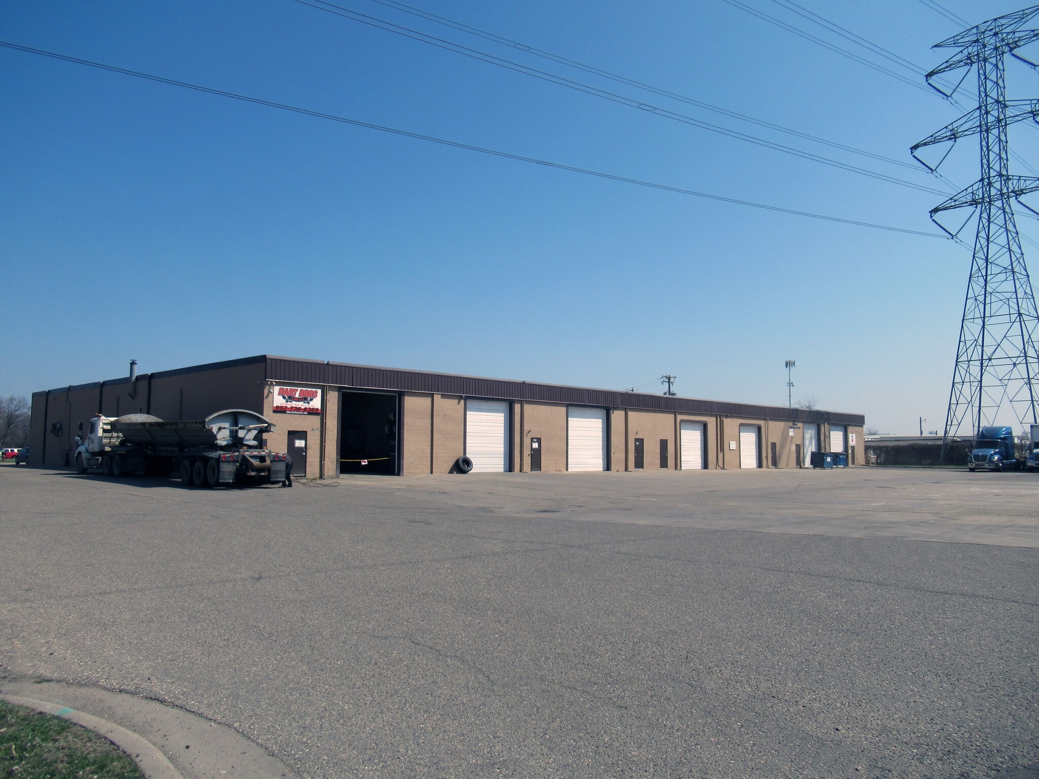 8215-8300 W 126th St W, Savage, MN for lease Primary Photo- Image 1 of 6