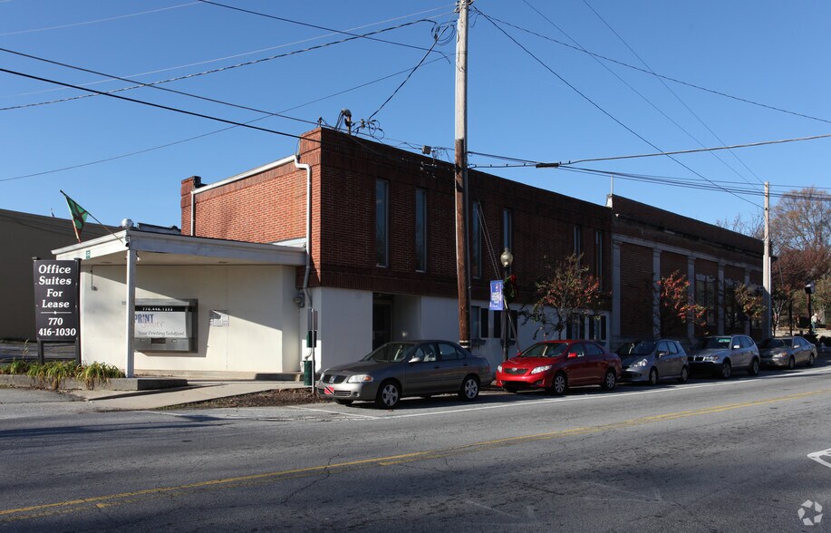 9 S Peachtree St, Norcross, GA à vendre - Photo du bâtiment - Image 3 de 10