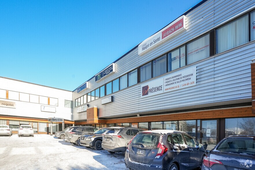 4600 Boul Henri-Bourassa, Québec, QC à louer - Photo du bâtiment - Image 3 de 3