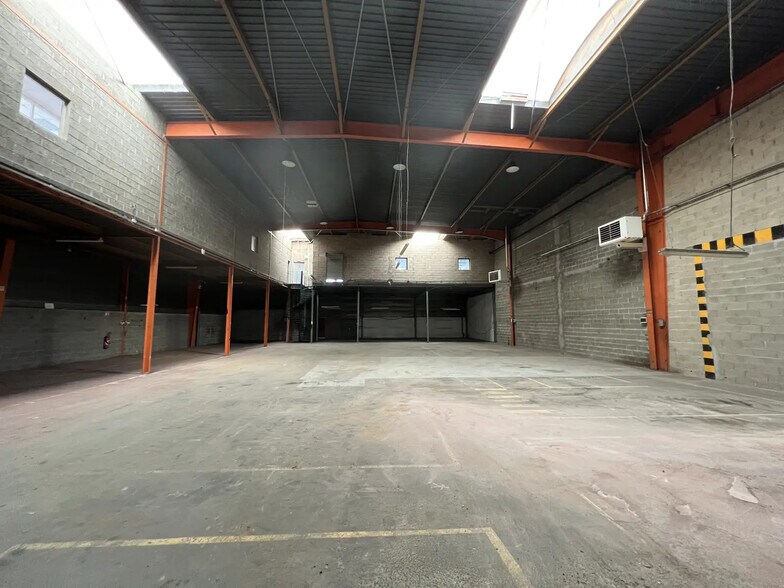 Flex dans SAINT-OUEN-L'AUMONE à louer - Photo intérieure - Image 2 de 6