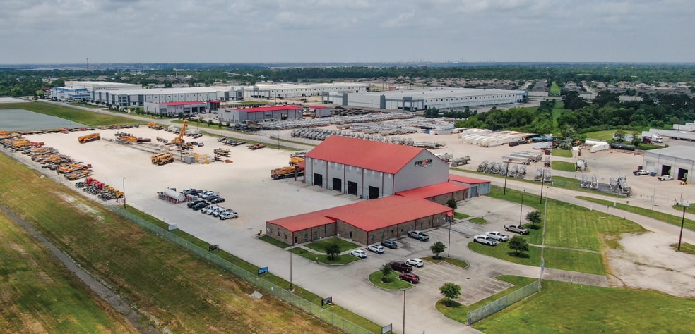6327 Thompson Rd, Baytown, TX for lease - Primary Photo - Image 1 of 1