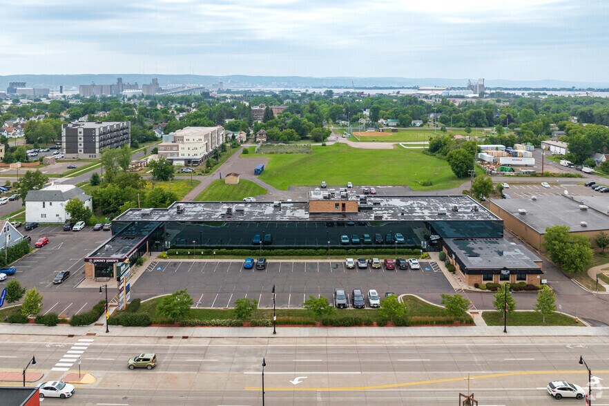823 Belknap St, Superior, WI for lease - Aerial - Image 2 of 6