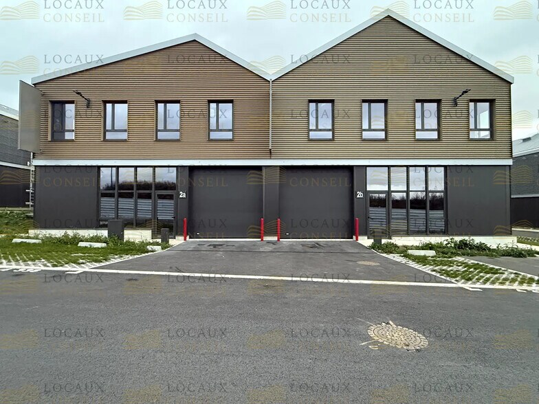 Flex dans Groslay à louer - Photo du bâtiment - Image 2 de 9