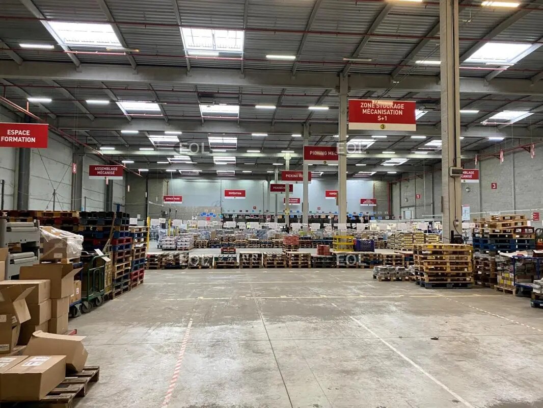 Industrial in Roissy-en-Brie for lease Interior Photo- Image 1 of 10