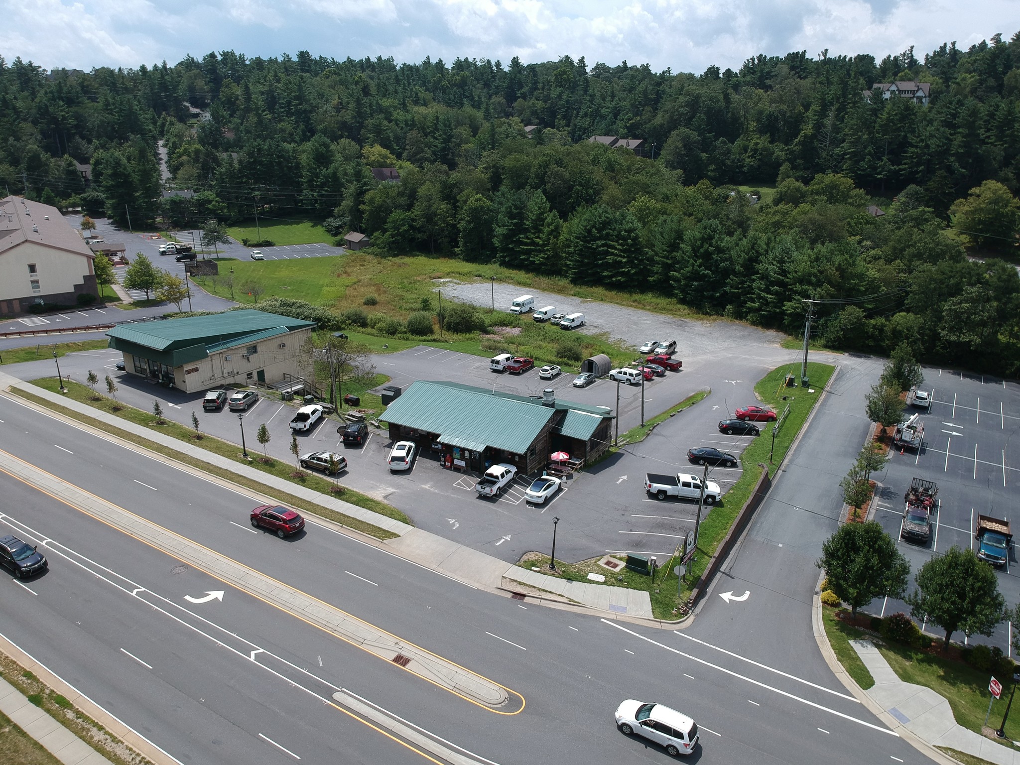 8304 Valley Blvd, Blowing Rock, NC for sale Aerial- Image 1 of 1