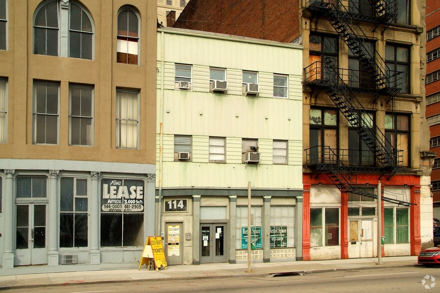 112 W 3rd St, Cincinnati, OH for sale - Primary Photo - Image 1 of 2