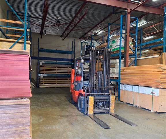 13550 77th Ave, Surrey, BC à louer Photo intérieure- Image 1 de 10