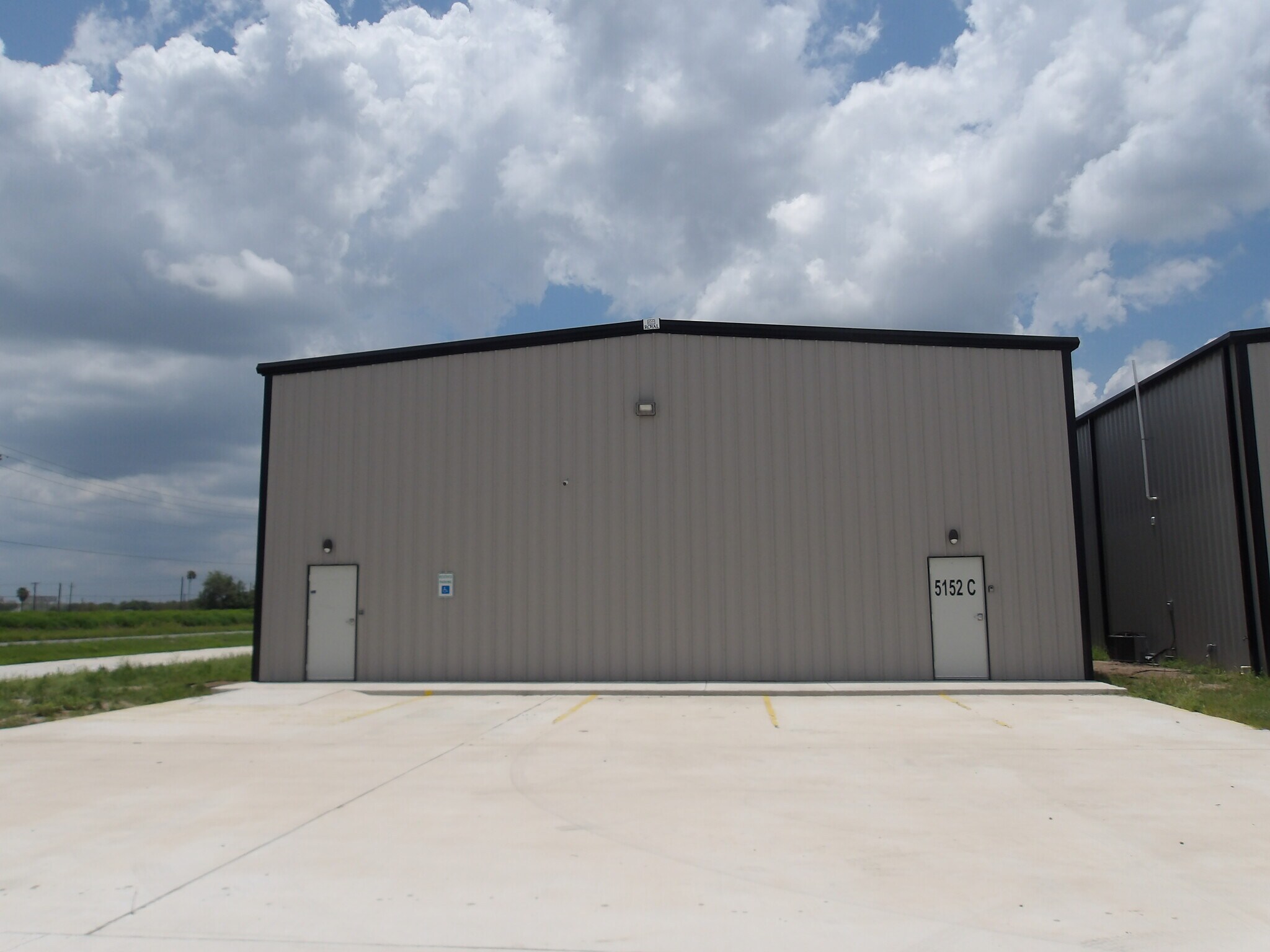 5152 Logans Run, Harlingen, TX à louer Photo du bâtiment- Image 1 de 15