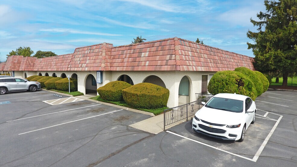 1015 S 40th Ave, Yakima, WA à vendre - Photo du bâtiment - Image 2 de 17