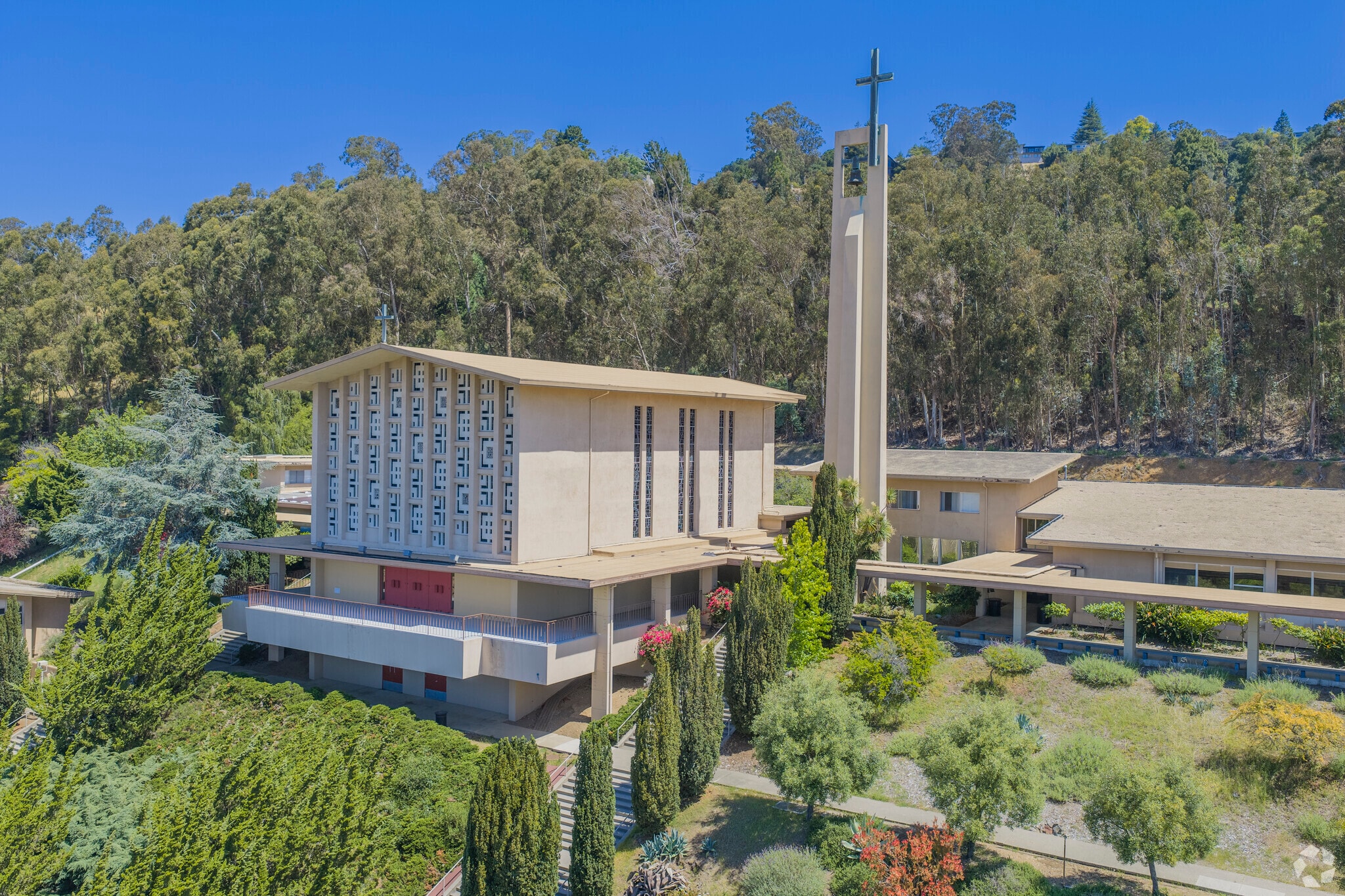3500 Mountain Blvd, Oakland, CA for lease Building Photo- Image 1 of 16