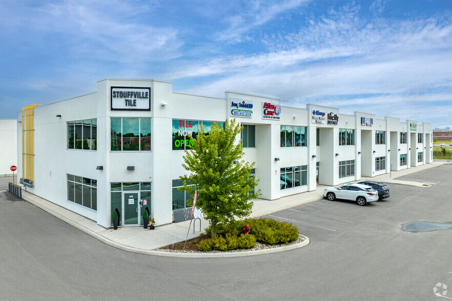 200 Mostar St, Whitchurch-Stouffville, ON for lease - Primary Photo - Image 1 of 21