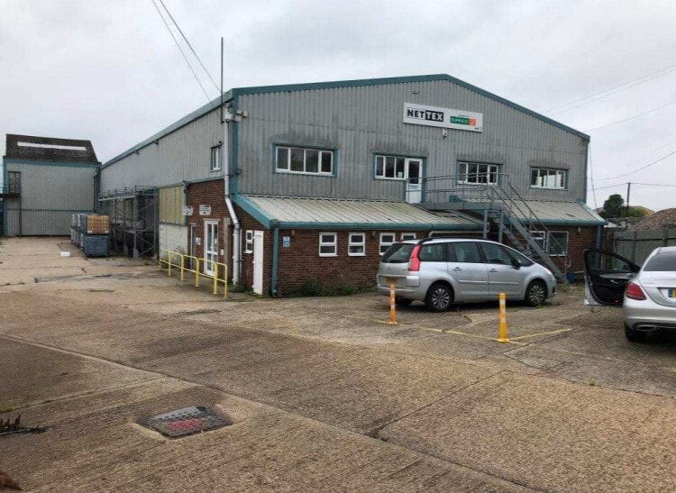 Vicarage Ln, Rochester à louer - Photo du bâtiment - Image 3 de 3