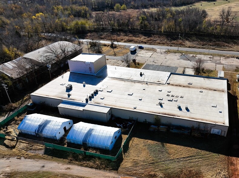 326 W College Ave, Guthrie, OK for sale - Building Photo - Image 3 of 3