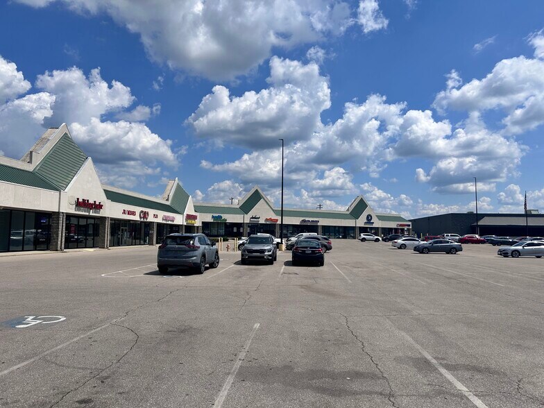 10548 Harrison Ave, Harrison, OH à louer - Photo du bâtiment - Image 2 de 2