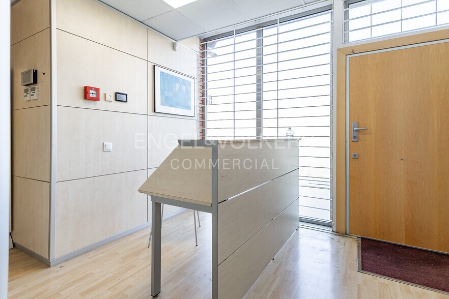 Multifamily in Barcelona, Barcelona for sale - Interior Photo - Image 3 of 5