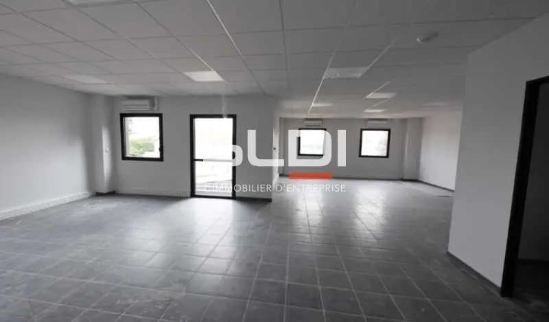 Local d'activités dans Villefranche-sur-Saône à vendre - Photo intérieure - Image 2 de 3