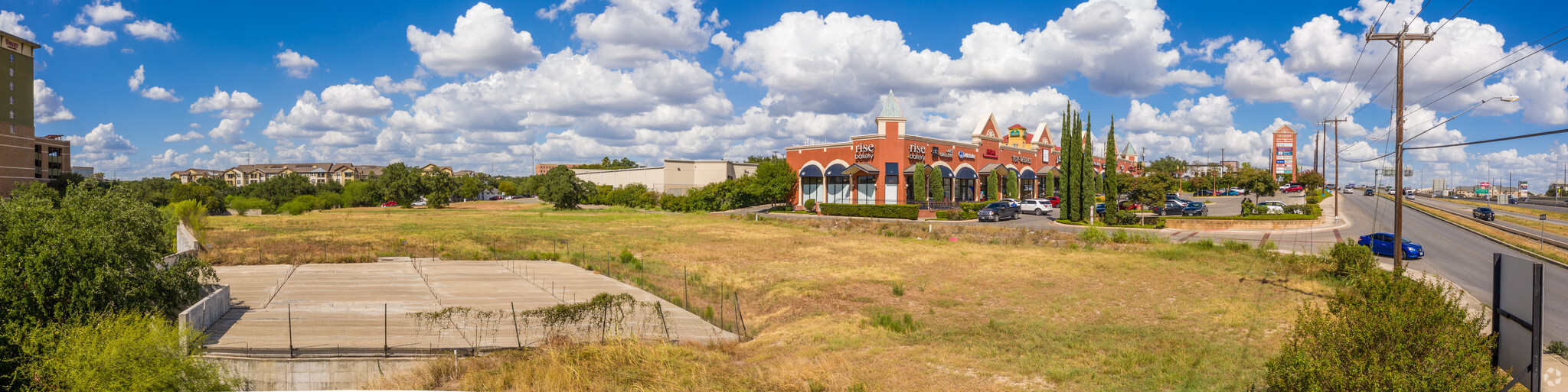 921 Loop 1604 E, San Antonio, TX à vendre Photo du bâtiment- Image 1 de 1