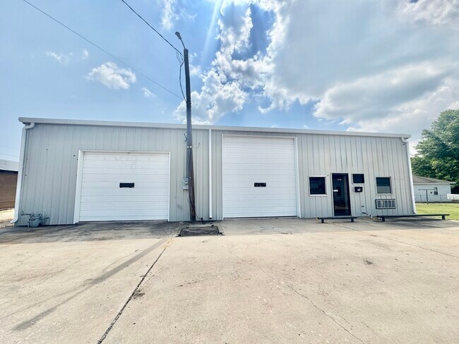 More details for 309 S Water Ave, Tahlequah, OK - Flex for Lease