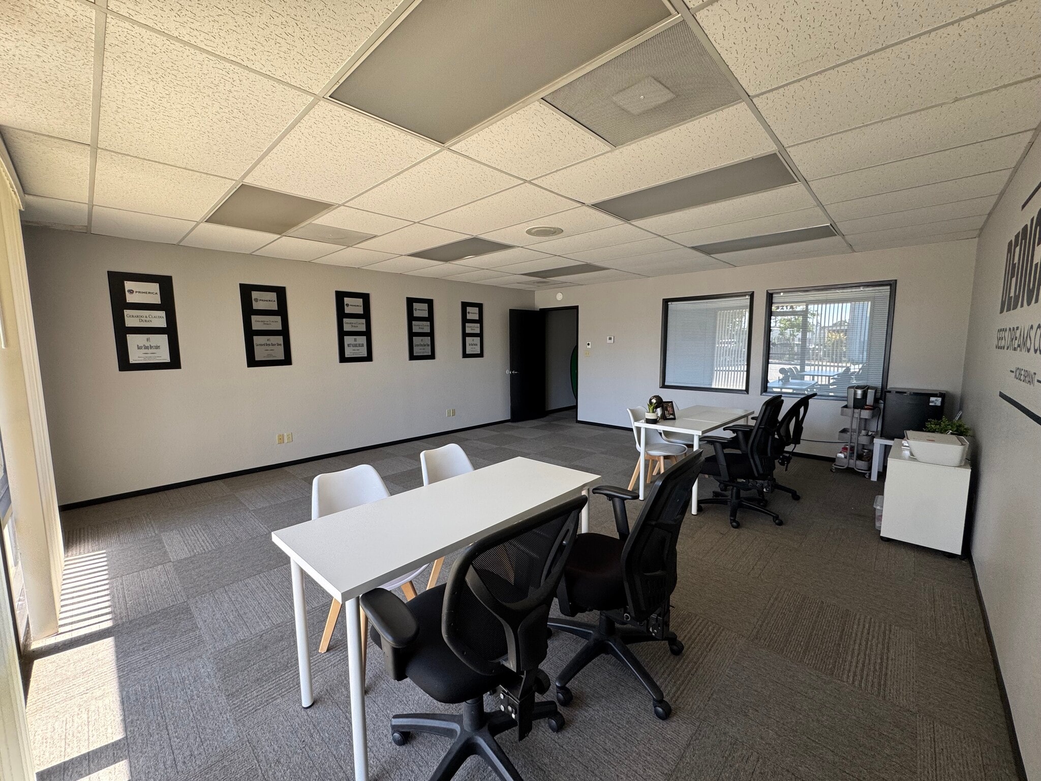 321 S Thor St, Turlock, CA for lease Interior Photo- Image 1 of 4