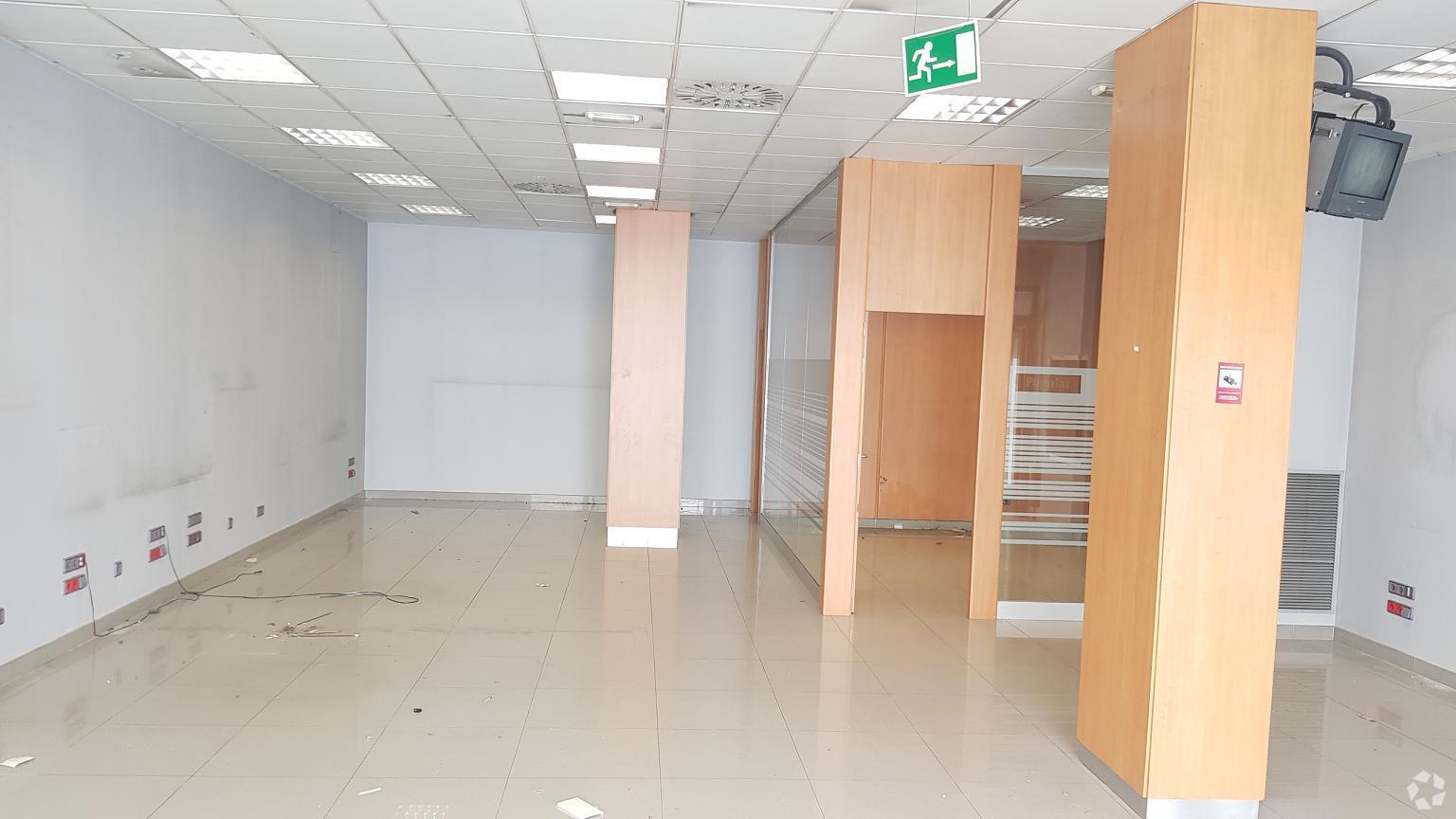 Madrid, MAD 28037 - Unité Puerta L10, Esc. 4 -  - Photo intérieure - Image 1 of 8