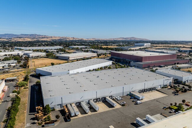 Plus de détails pour 2280 Cordelia Rd, Fairfield, CA - Industriel à louer