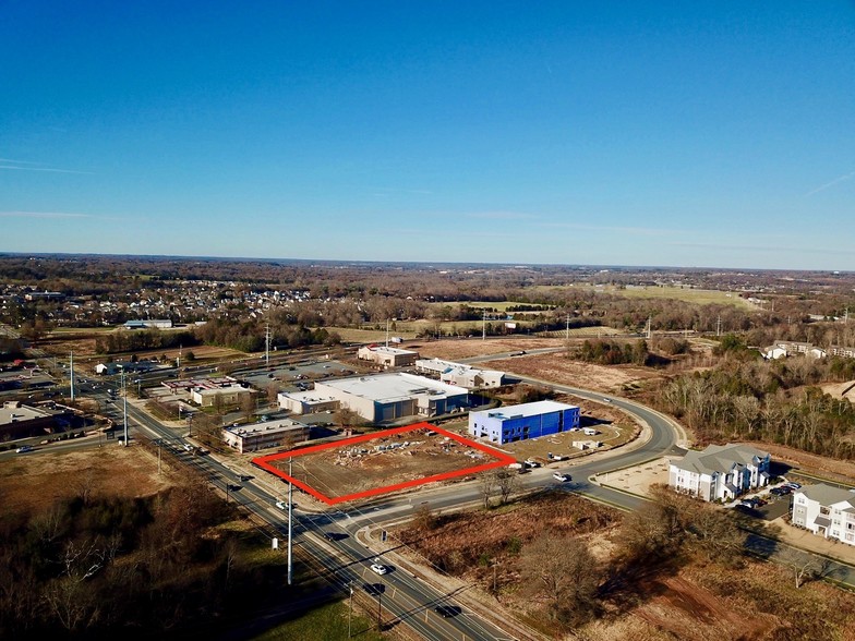 290 Robins Way SW, Concord, NC for lease - Aerial - Image 2 of 29