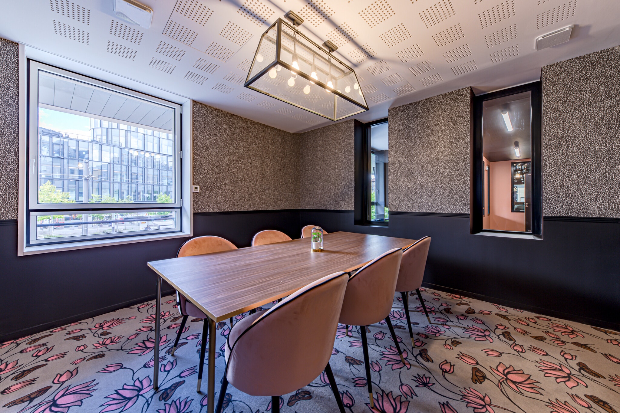 89-91 Boulevard National, La Garenne-Colombes for lease Interior Photo- Image 1 of 5