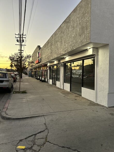 1001-1017 E 10th St, Long Beach, CA for lease - Building Photo - Image 3 of 6