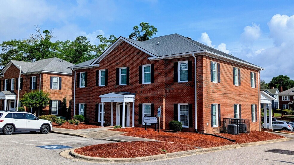 1003 Hay St, Fayetteville, NC à louer - Photo du bâtiment - Image 2 de 9