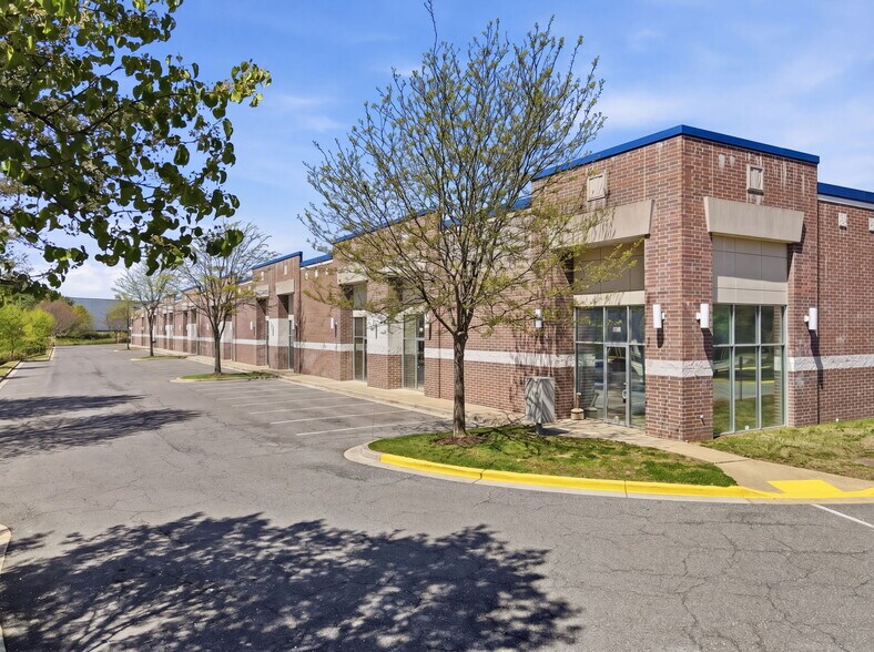 1001 Prince George's Blvd, Upper Marlboro, MD à vendre - Photo du bâtiment - Image 3 de 26