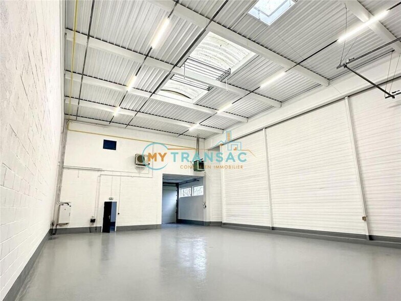 Industrial in Bonneuil-sur-Marne for lease - Interior Photo - Image 2 of 8