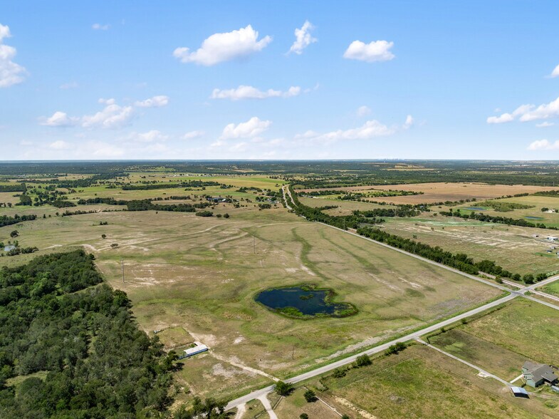 Littig Rd, Elgin, TX à vendre - Photo du bâtiment - Image 3 de 52