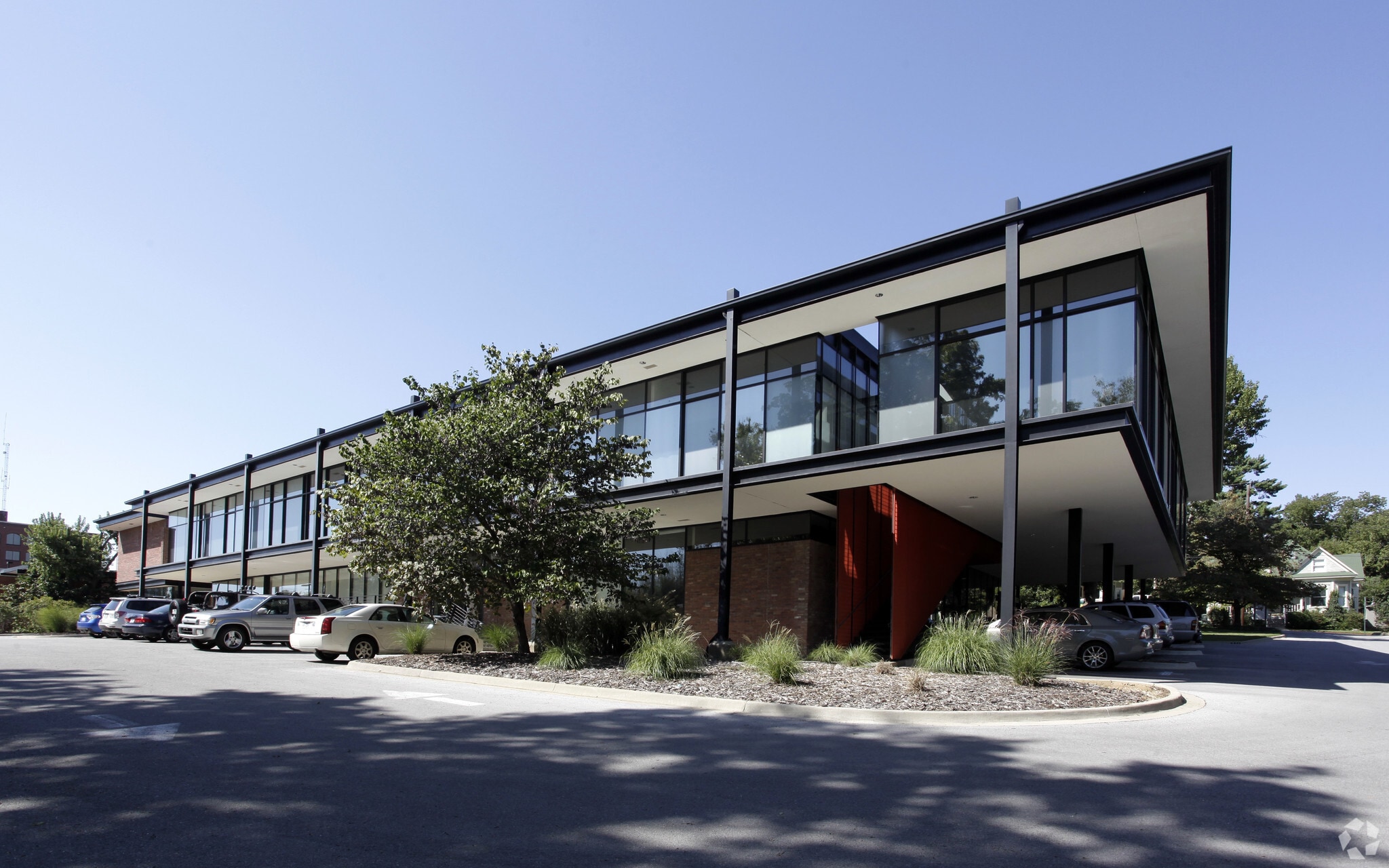 217 E Dickson St, Fayetteville, AR for lease Primary Photo- Image 1 of 9