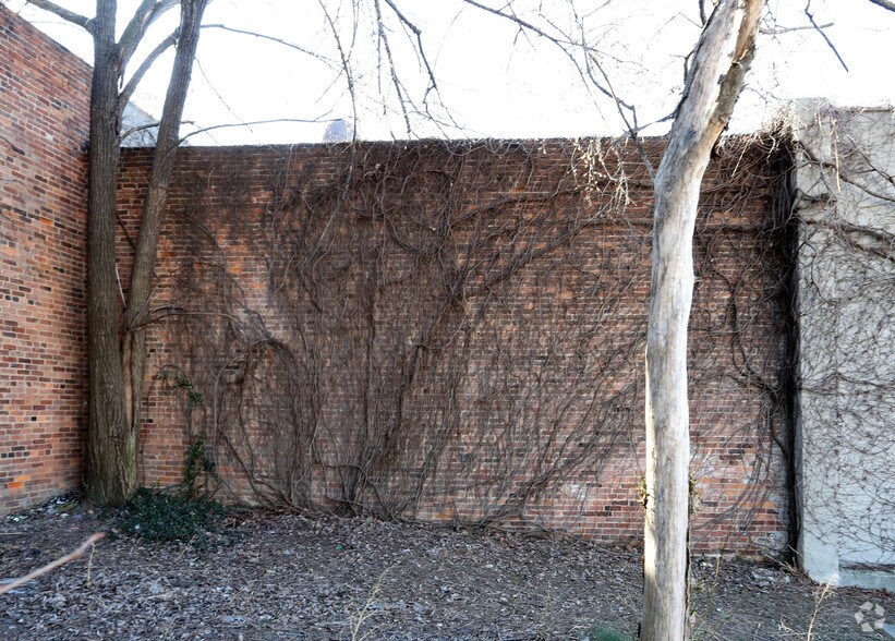 1430-1434 E Fairmount Ave, Baltimore, MD à vendre - Photo du bâtiment - Image 2 de 4