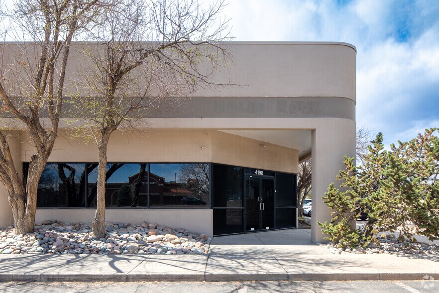 4180-4198 Center Park Dr, Colorado Springs, CO for lease - Building Photo - Image 3 of 3