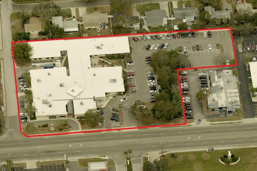 4555 S Manhattan Ave, Tampa, FL for lease - Aerial - Image 2 of 19