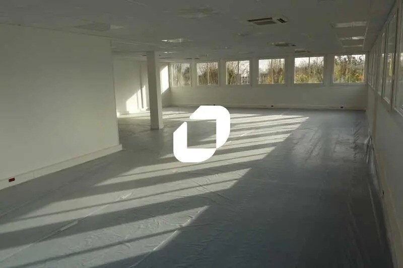 8 Avenue Leon Harmel, Antony for lease - Building Photo - Image 3 of 8