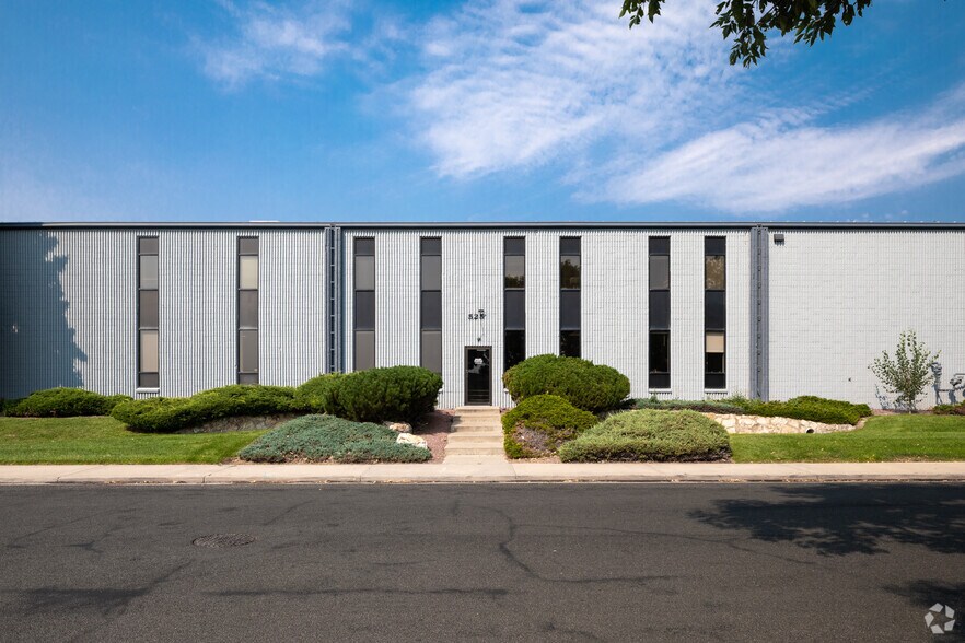 525 Burbank St, Broomfield, CO à louer - Photo du bâtiment - Image 1 de 29